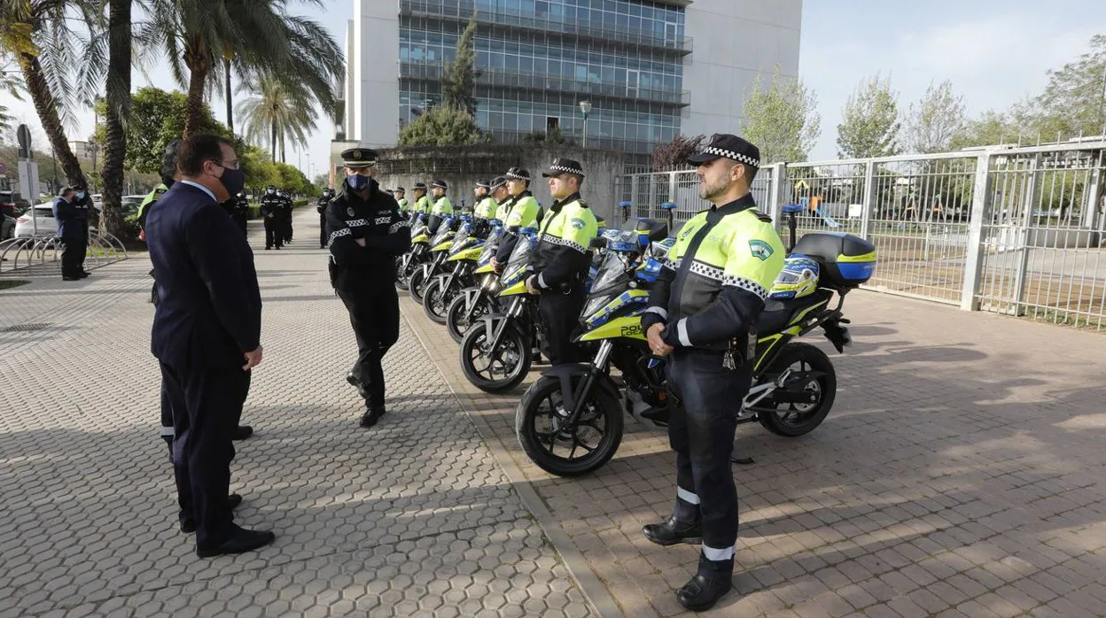 La Policía Local de Sevilla incorpora diez nuevas motos «más ligeras» para facilitar el trabajo en los barrios