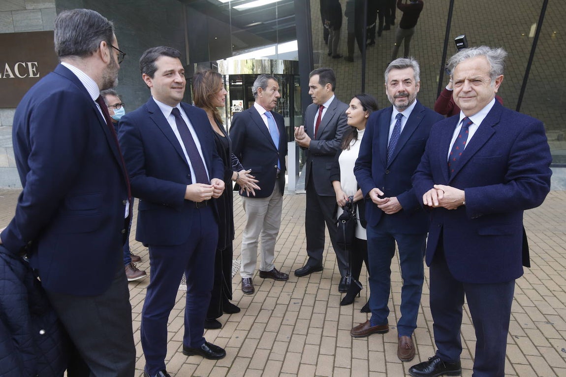 La conferencia de la consejera de Fomento en el foro de Asfaco, en imágenes