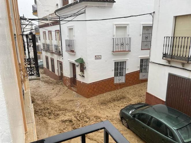 Fotos: Setenil de las Bodegas, inundada tras una tromba de agua