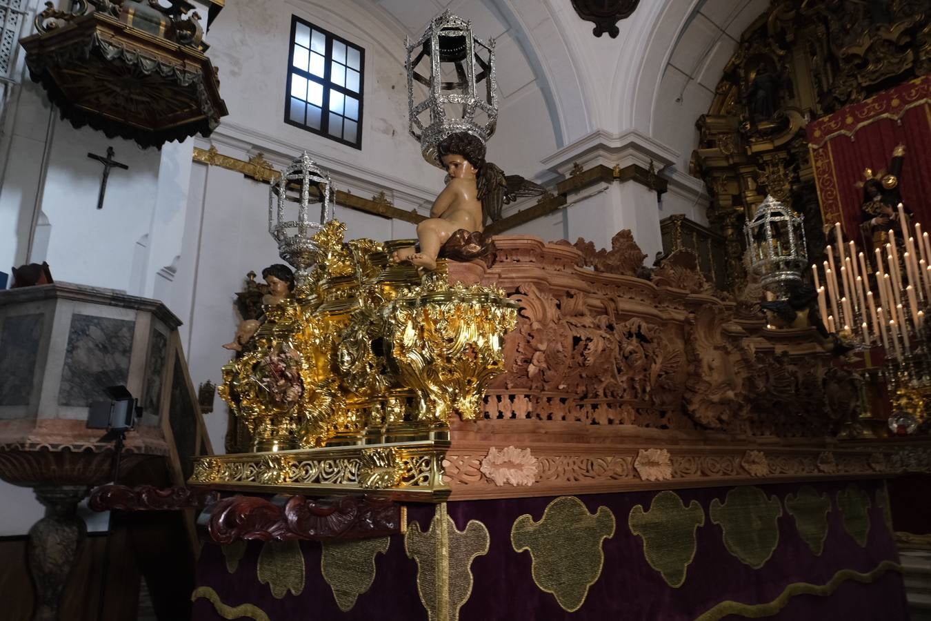 FOTOS: Así es son las nuevas andas del Nazareno de Santa María