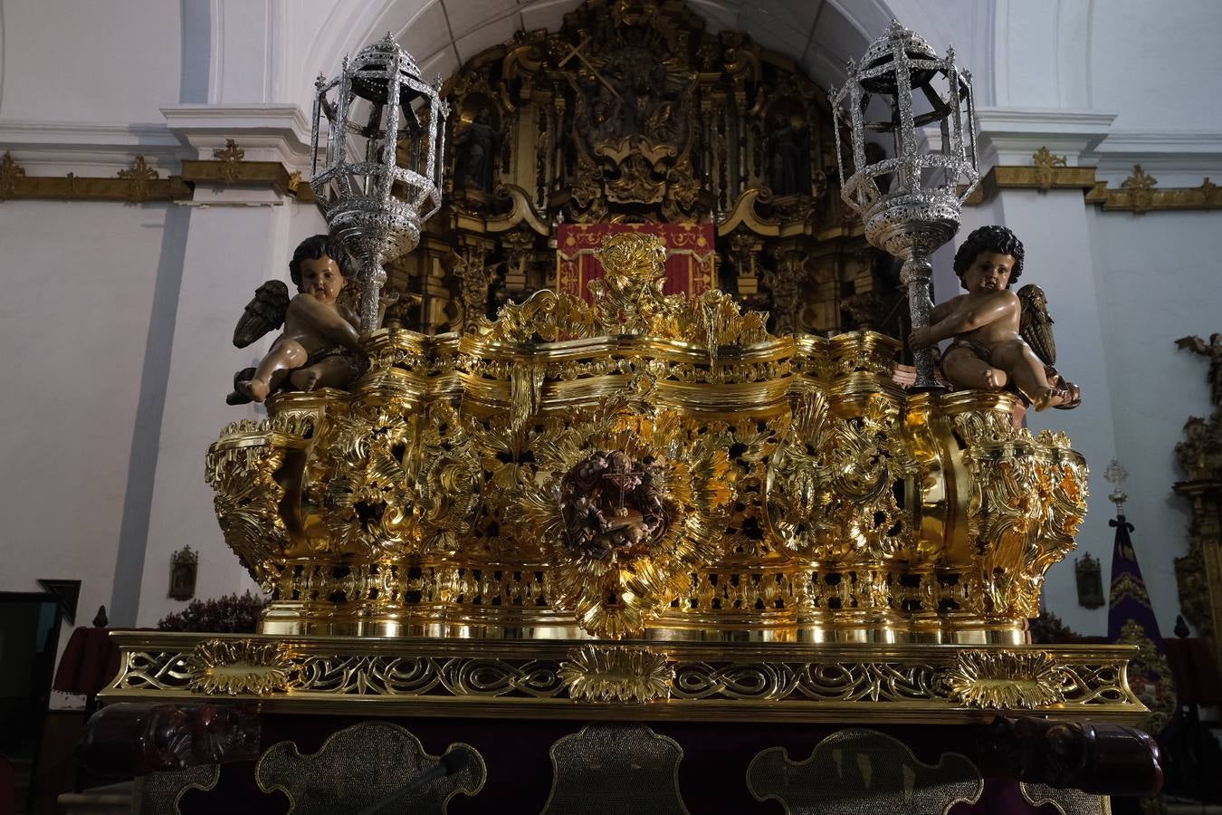 FOTOS: Así es son las nuevas andas del Nazareno de Santa María