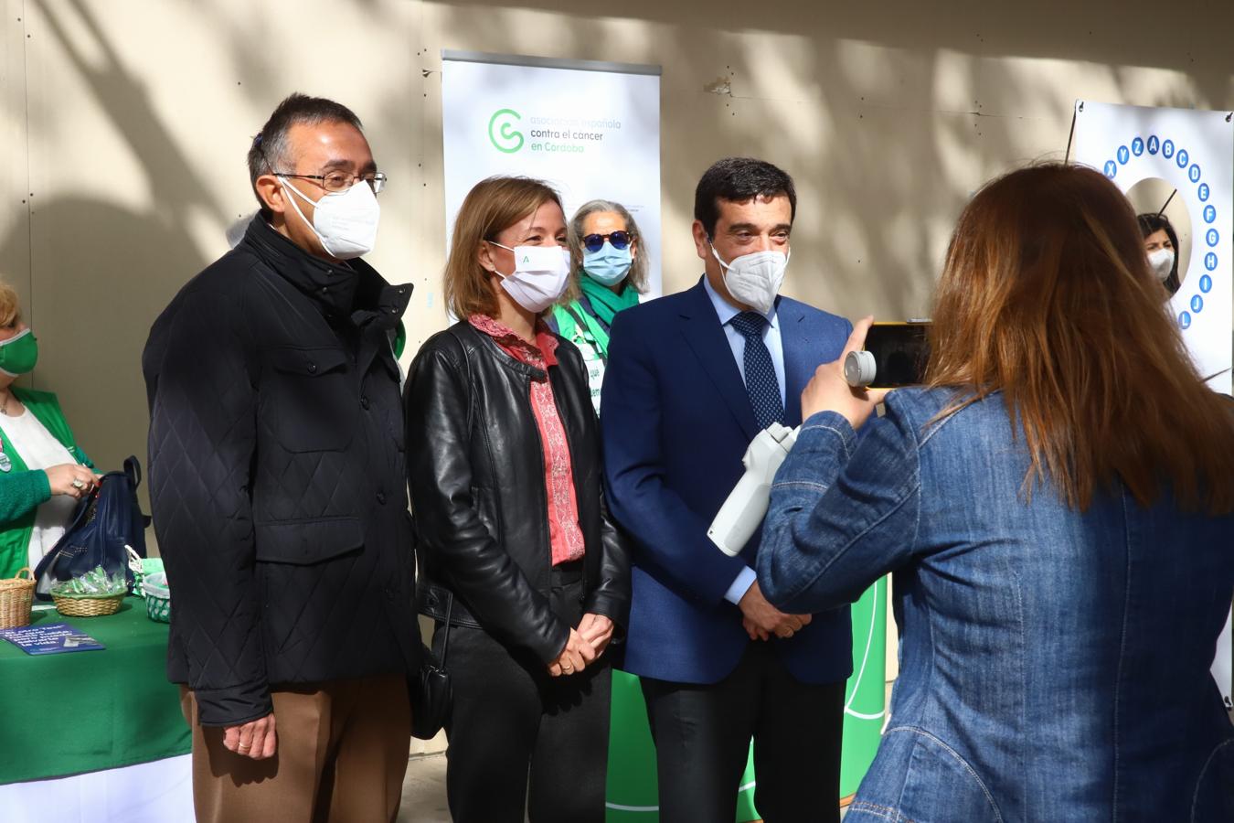 La campaña de la Aecc sobre el cribado de cáncer de colon en el Bulevar, en imágenes