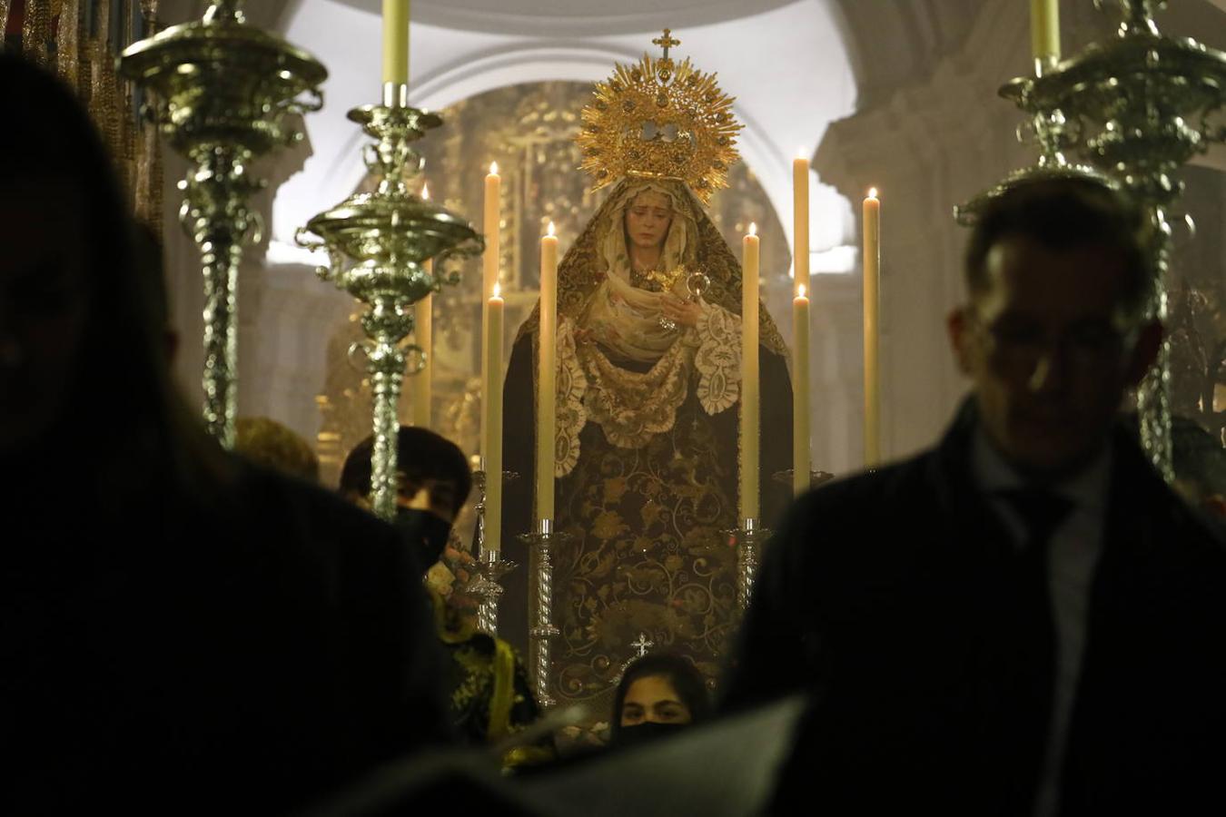 La vuelta a casa del Perdón y la Virgen del Rocío, en imágenes