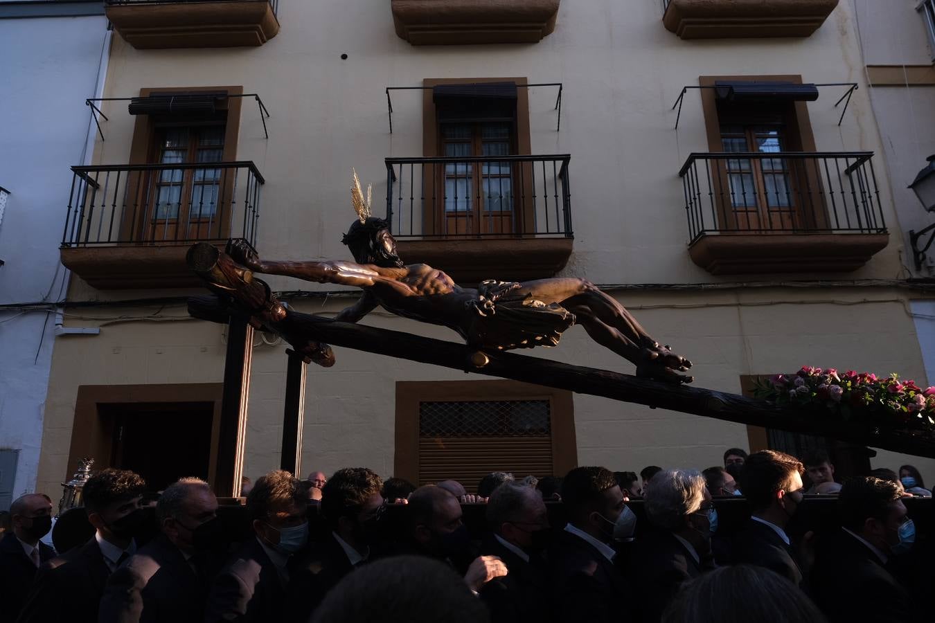 FOTOS: La Viña acoge el Vía Crucis del Cristo de la Misericordia de La Palma