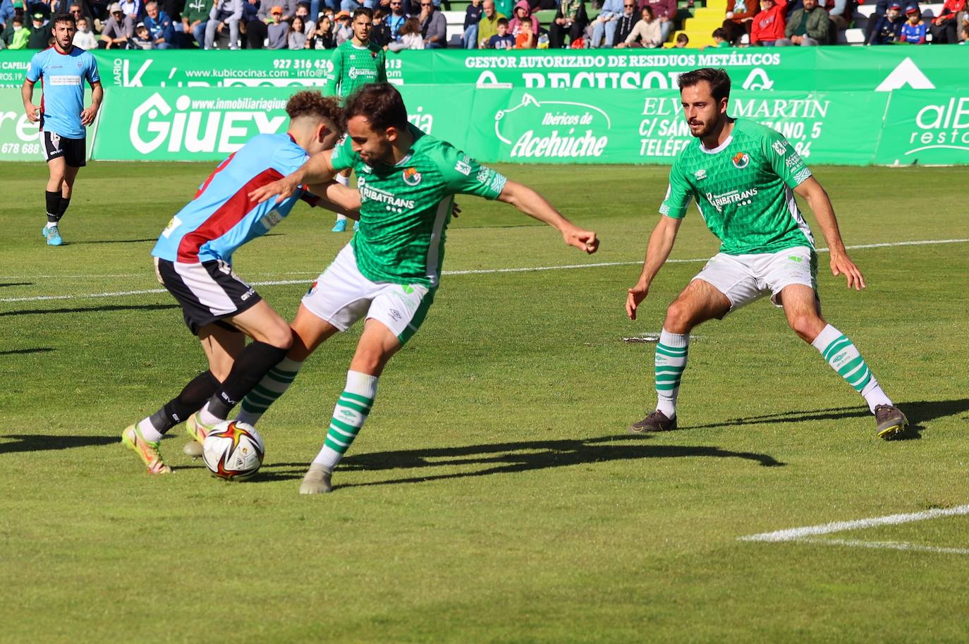 Los mejores momentos del CP Cacereño - Córdoba CF, en imágenes