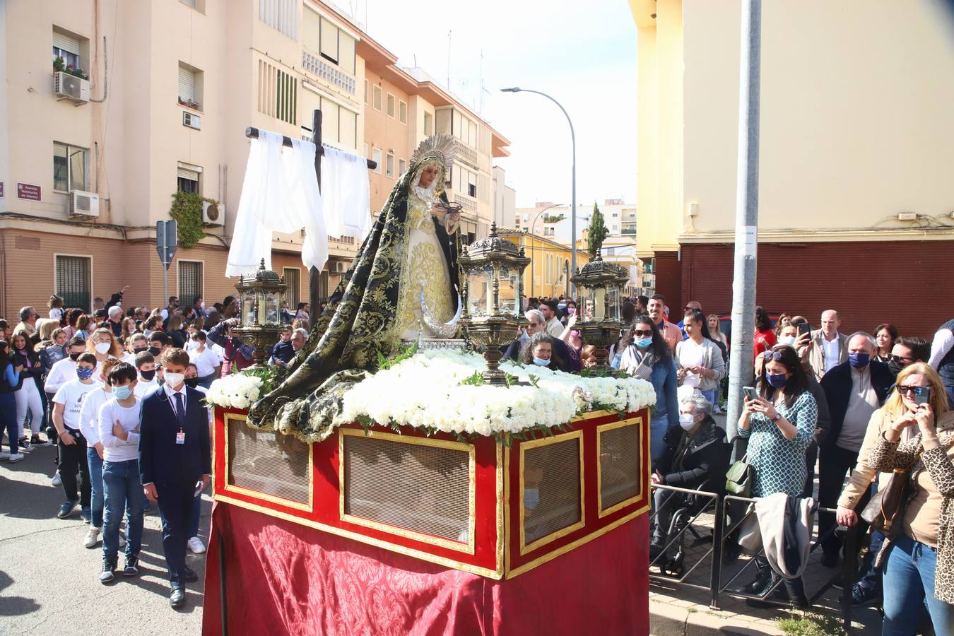 La Semana Santa Infantil del colegio Santa María de Guadalupe de Córdoba, en imágenes