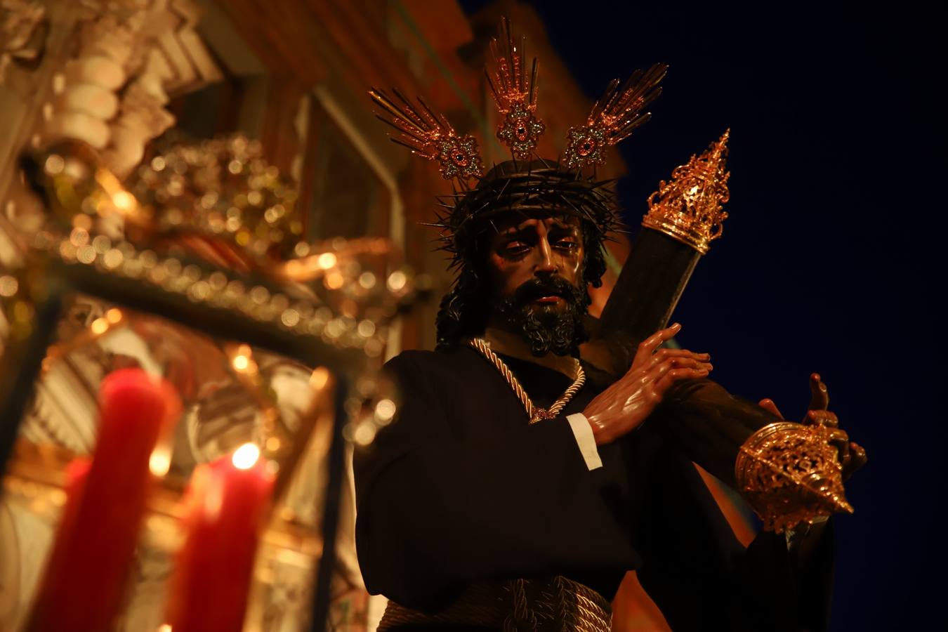 El íntimo via crucis de Jesús en su Soberano Poder por Córdoba, en imágenes