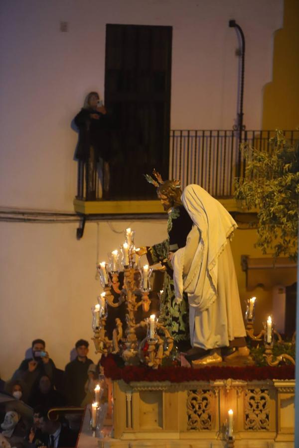 La procesión de Jesús de la Salud en el beso de Judas, en imágenes