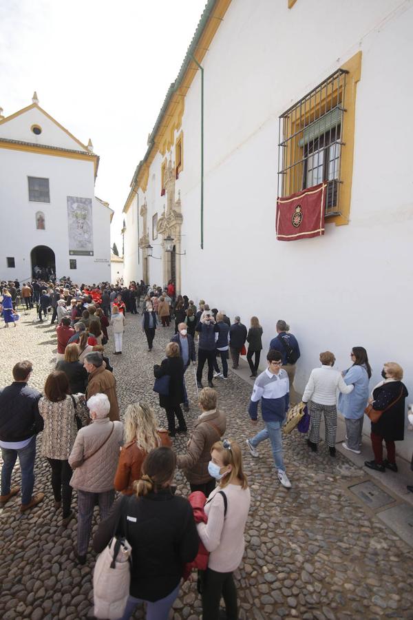 El tradicional Viernes de Dolores en Córdoba, en imágenes