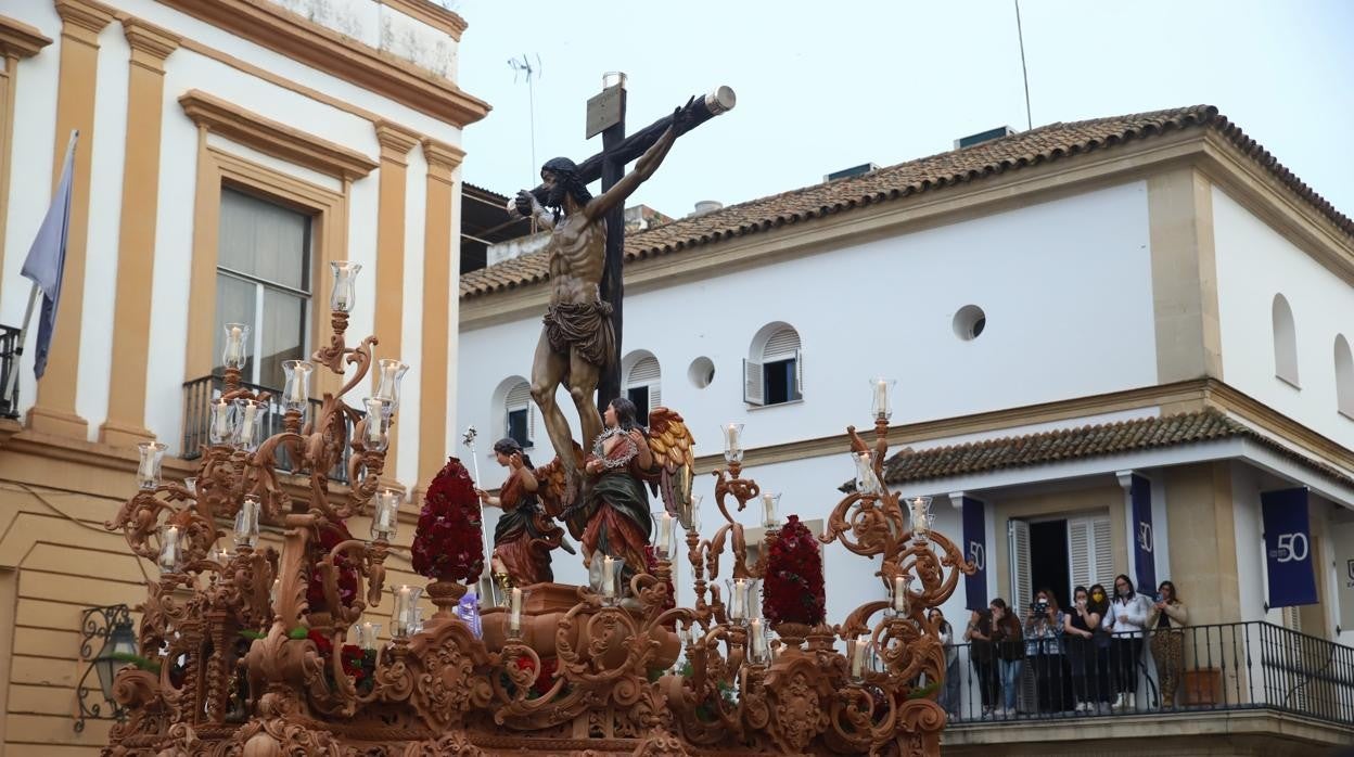 Los vía crucis de la Providencia y la Redención en Córdoba, en imágenes