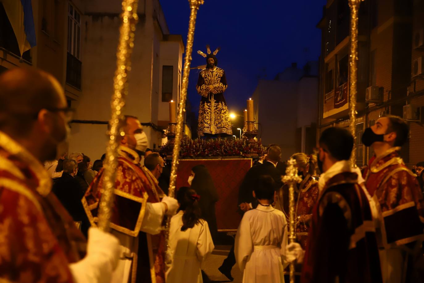 Los vía crucis de la Providencia y la Redención en Córdoba, en imágenes