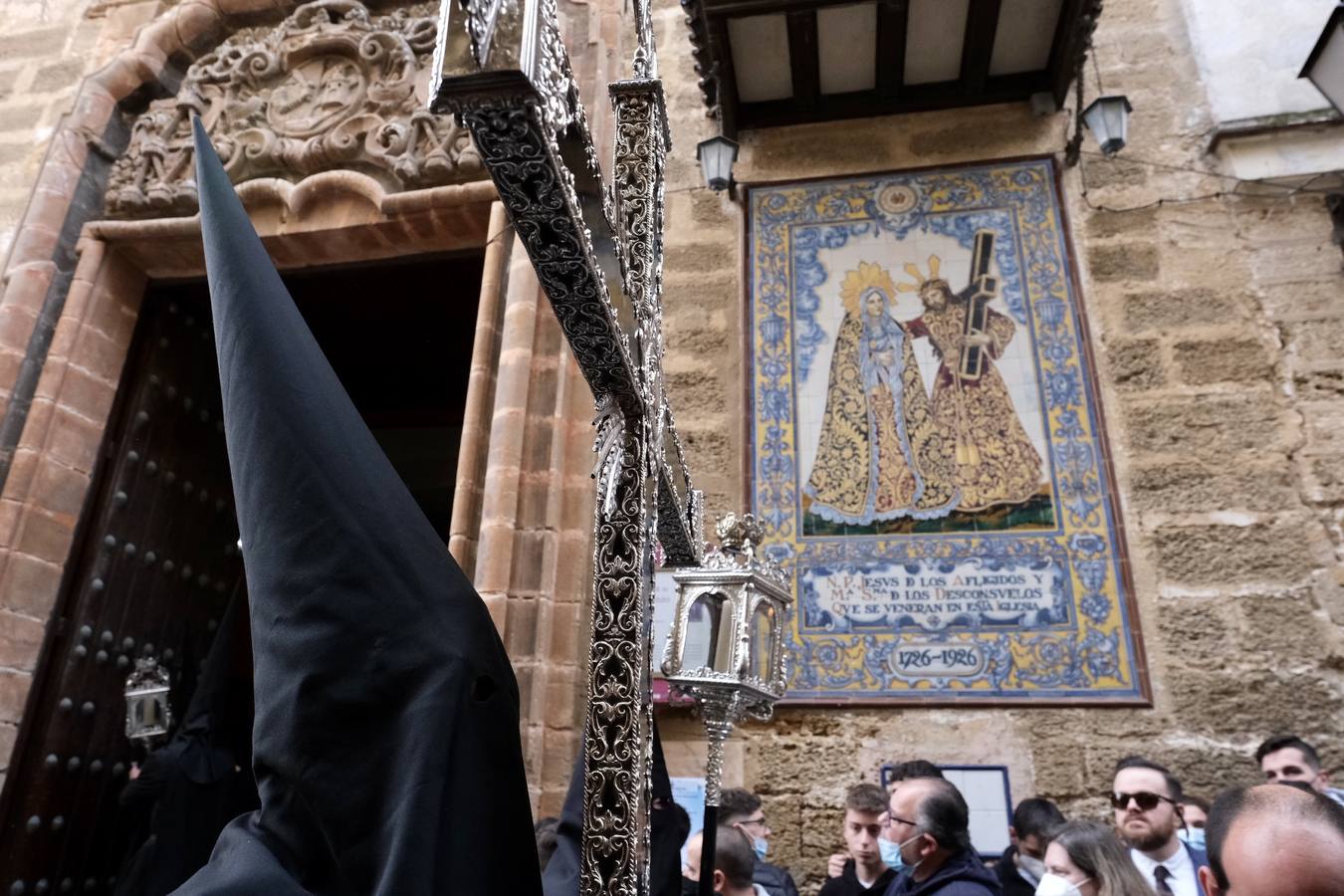 FOTOS: Procesión de Servitas el Viernes de Dolores, en la Semana Santa de Cádiz 2022