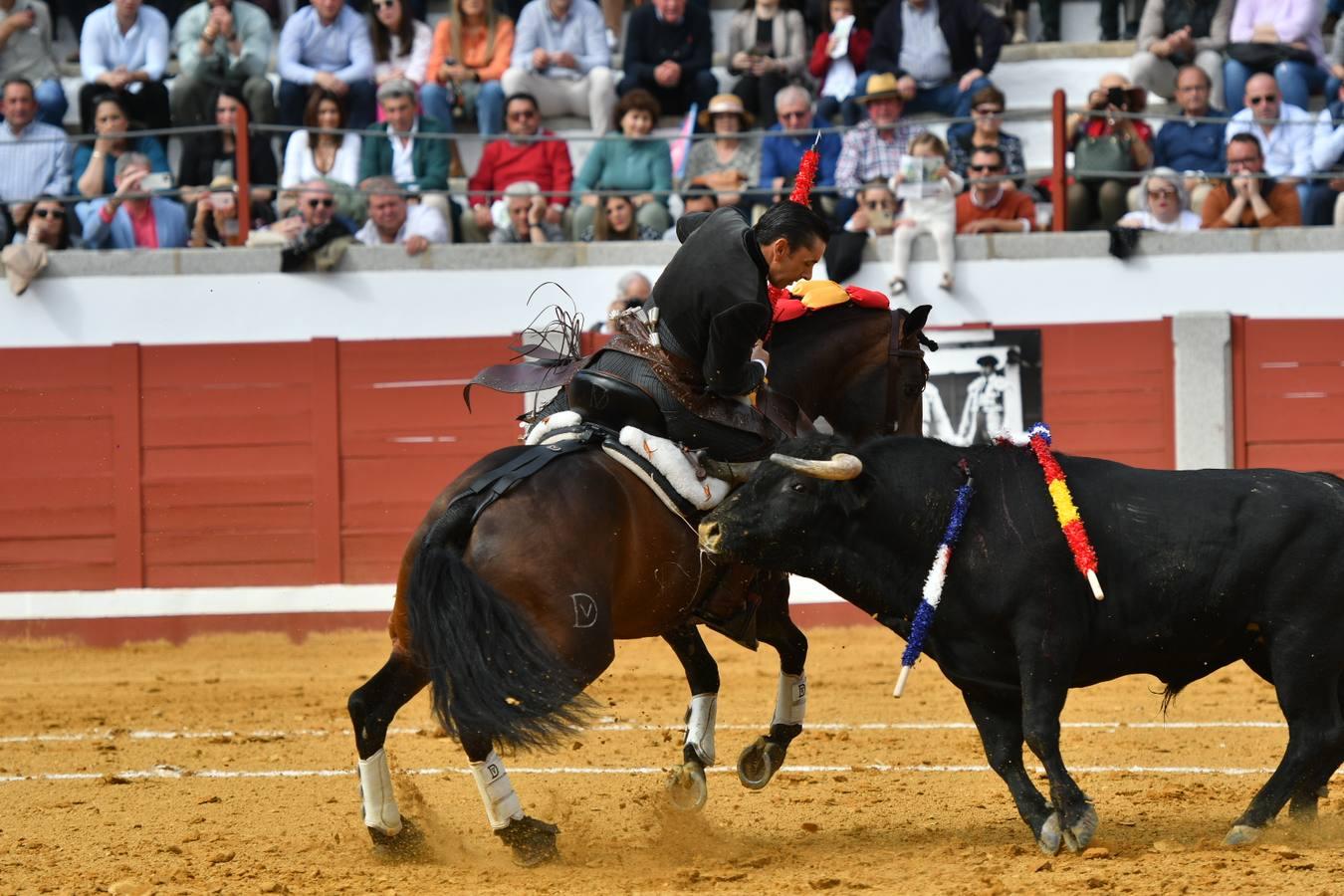 La corrida de Ventura, Ortega y Roca Rey en Pozoblanco, en imágenes