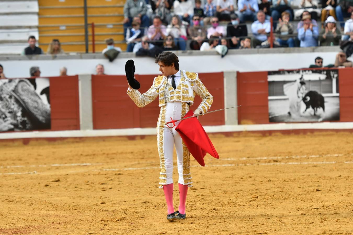 La corrida de Ventura, Ortega y Roca Rey en Pozoblanco, en imágenes