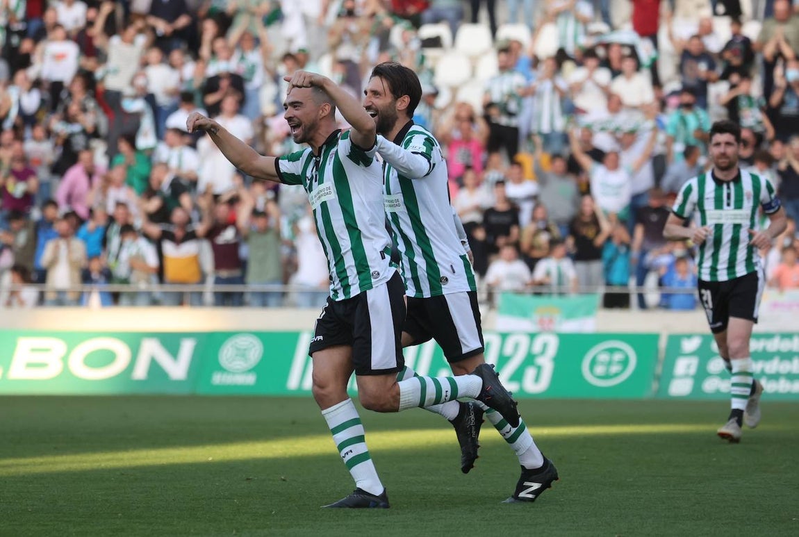 Las espectaculares imágenes del Córdoba CF - Villanovense