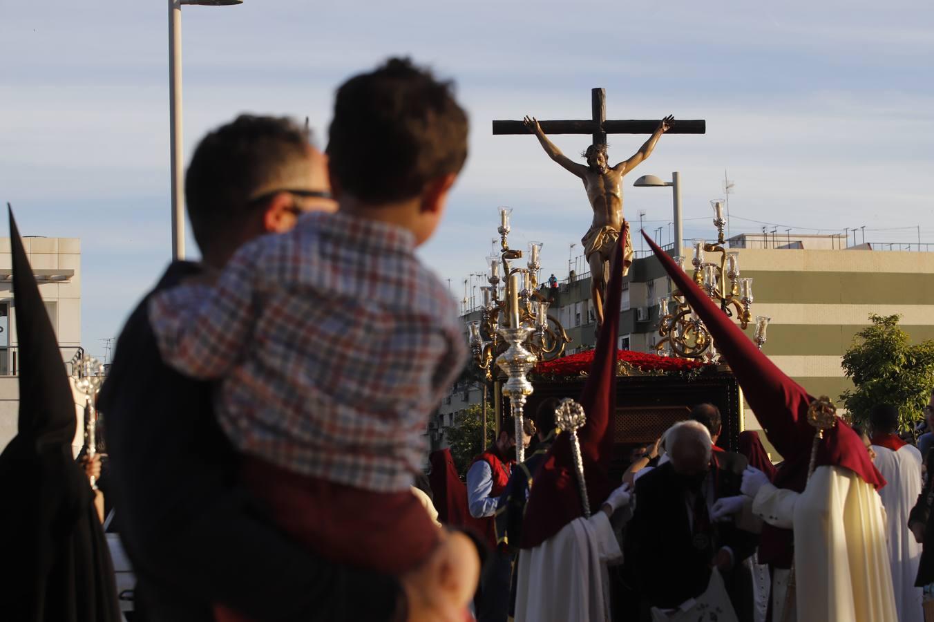 Semana Santa Córdoba 2022 | Las emotivas procesiones de las Lágrimas y la O, en imágenes