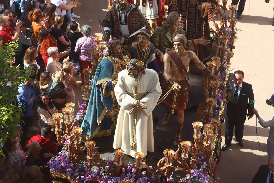 El Amor, en su emotivo desfile del Domingo de Ramos en Córdoba