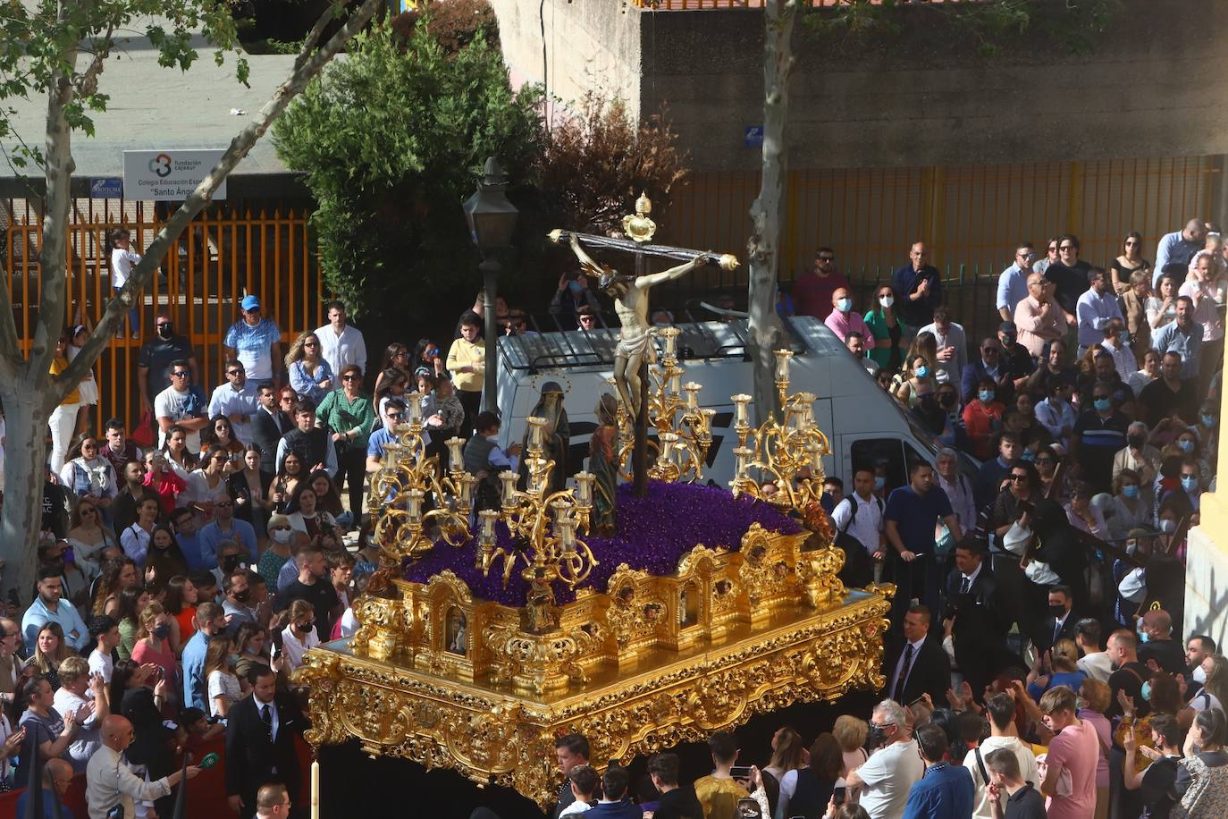 El Amor, en su emotivo desfile del Domingo de Ramos en Córdoba