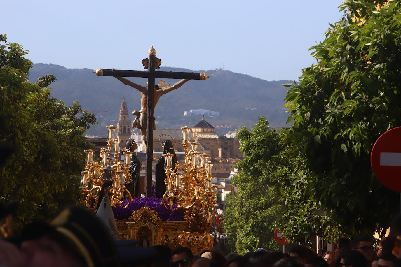 El Amor, en su emotivo desfile del Domingo de Ramos en Córdoba