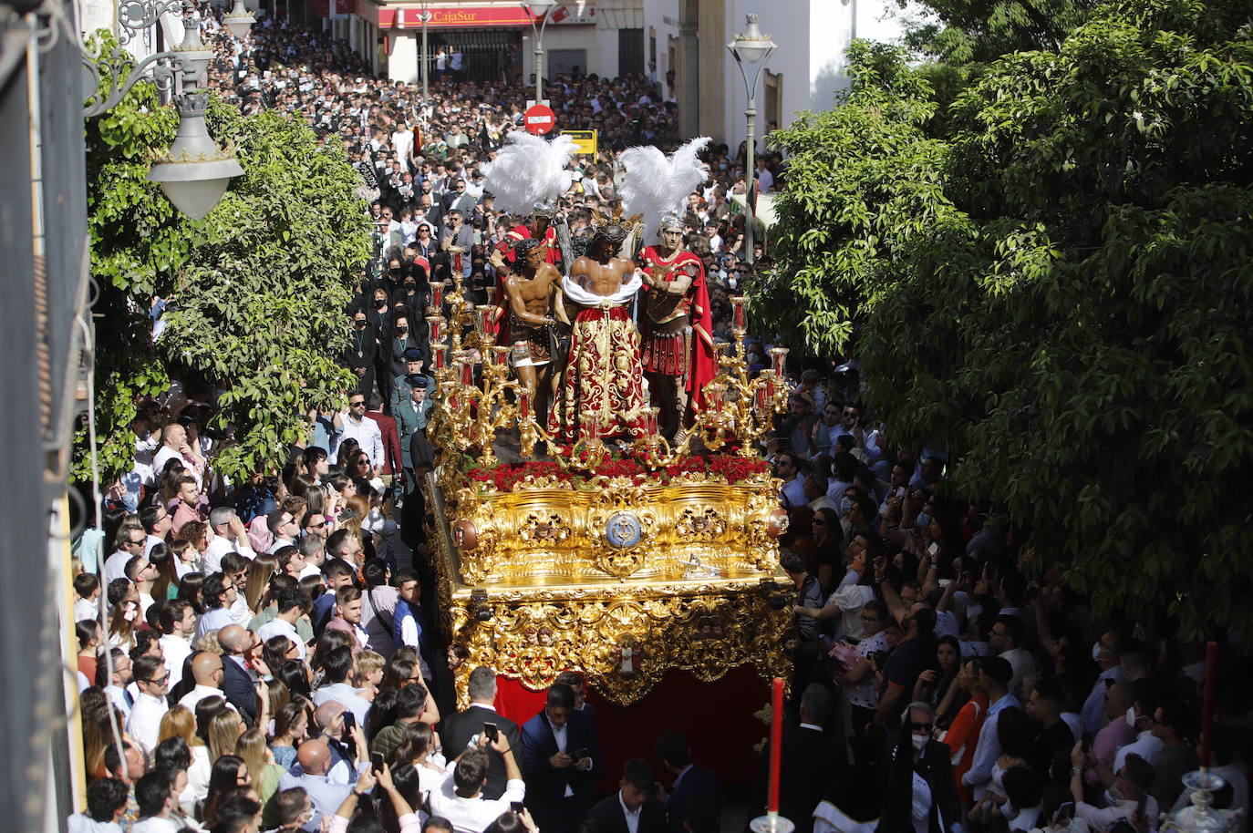 Córdoba recibe a la Esperanza con el corazón abierto