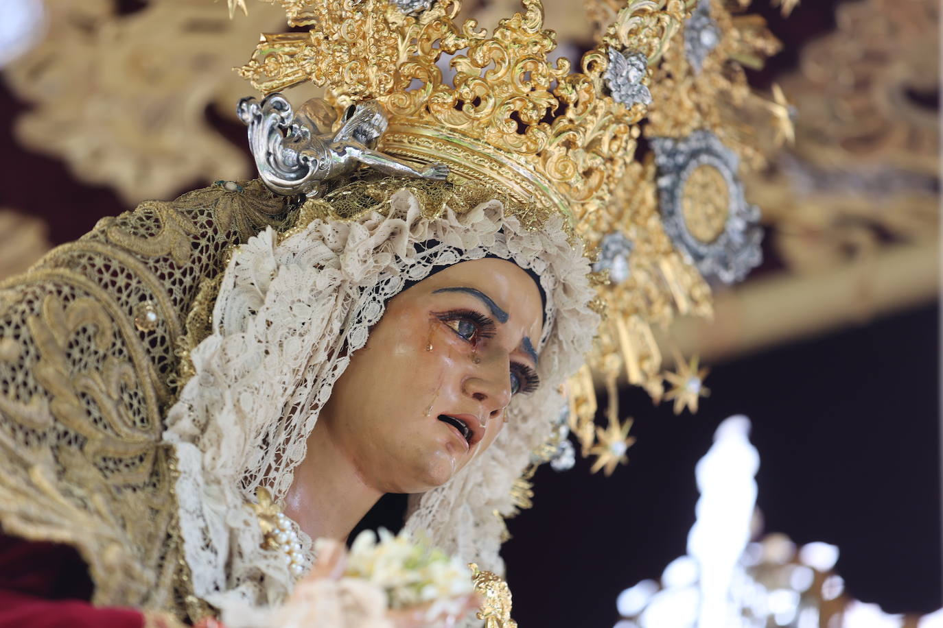 La hermandad del Huerto ilumina Córdoba el Domingo de Ramos