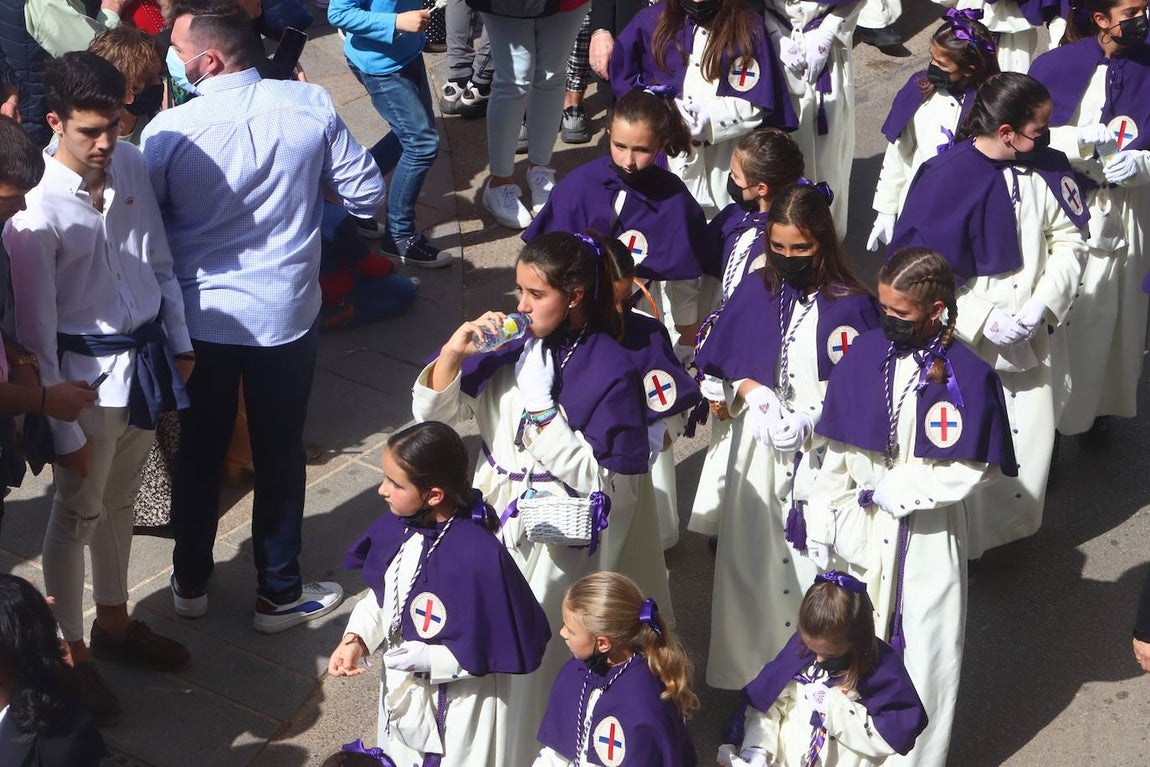 El imágenes, el Rescatado reparte su gracia el Domingo de Ramos en Córdoba
