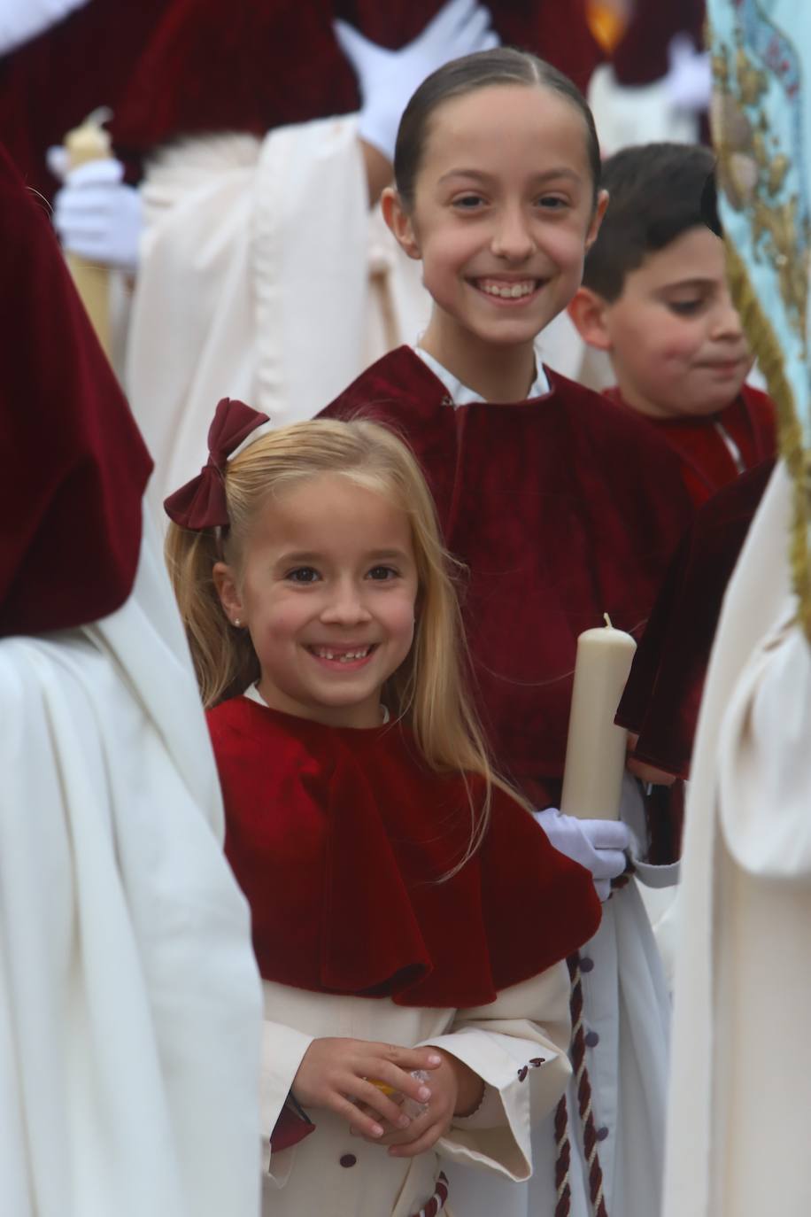 Lunes Santo | El bello desafío en Córdoba de la Vera Cruz a la lluvia, en imágenes