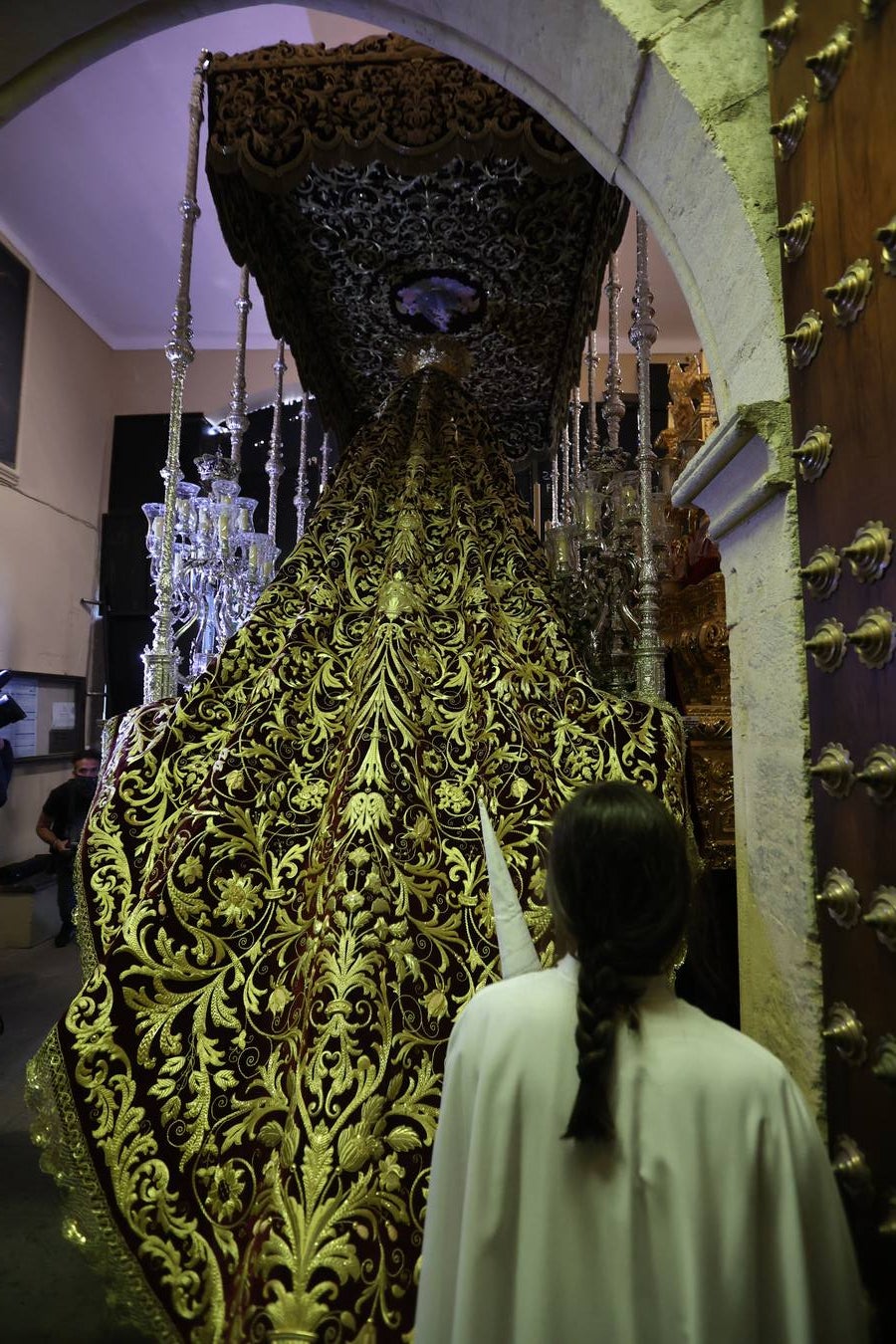 Lunes Santo | Tristeza en San Nicolás, la lluvia impide la salida de la Sentencia