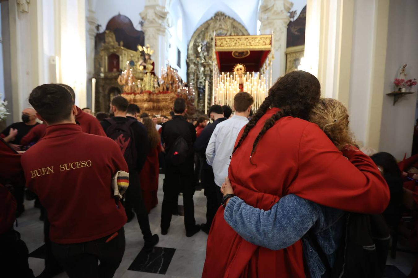 Martes Santo | La desolación por la suspensión del Buen Suceso, en imágenes