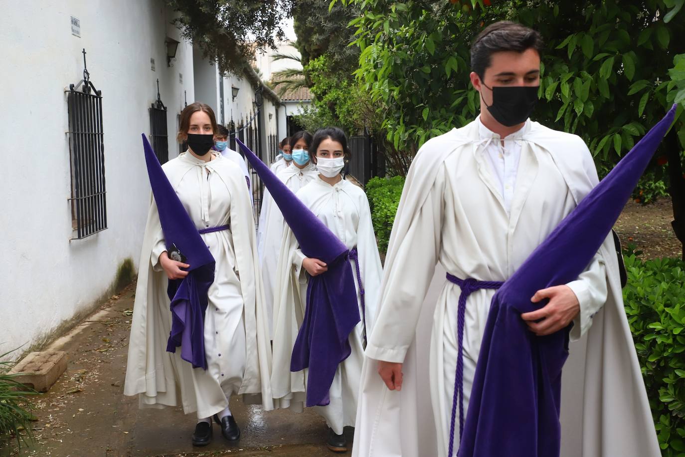 Martes Santo | La pena del Císter de Córdoba tras la suspensión, en imágenes