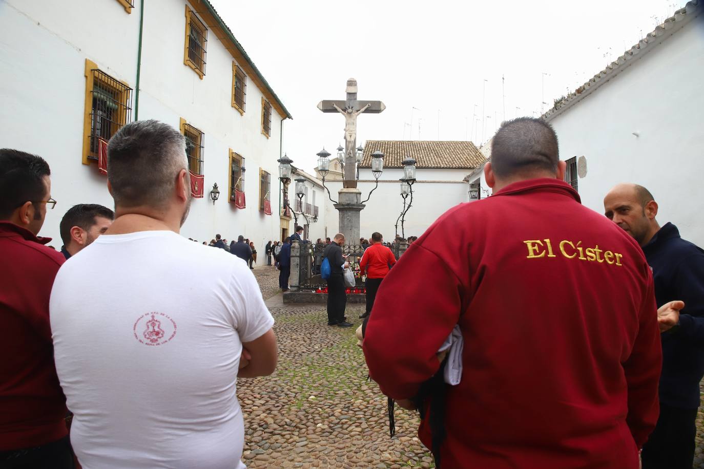 Martes Santo | La pena del Císter de Córdoba tras la suspensión, en imágenes