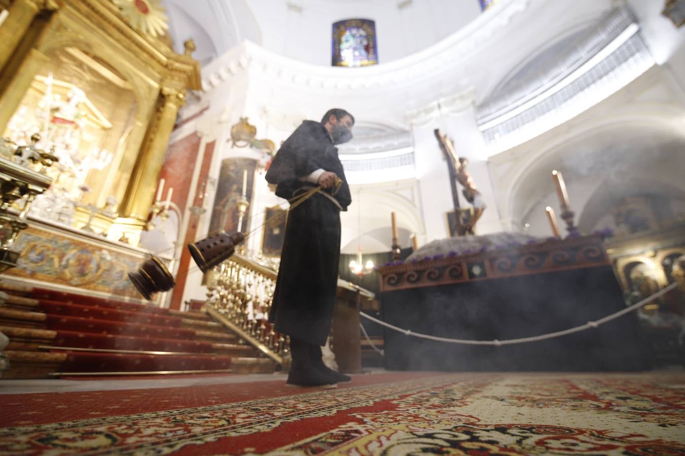 En imágenes, la tarde más amarga sin la imagen del Cristo de la Universitaria por Córdoba