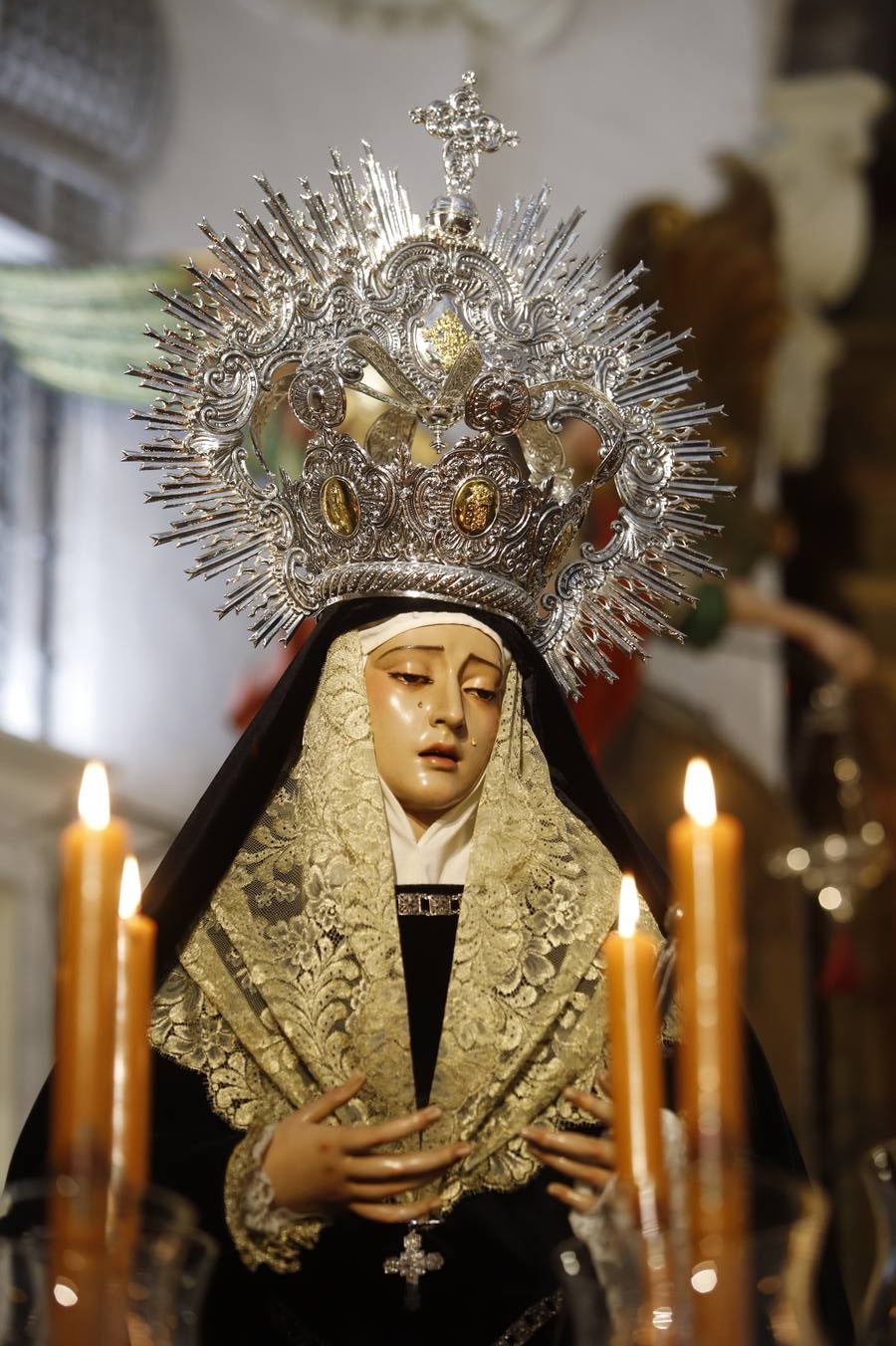 En imágenes, la tarde más amarga sin la imagen del Cristo de la Universitaria por Córdoba