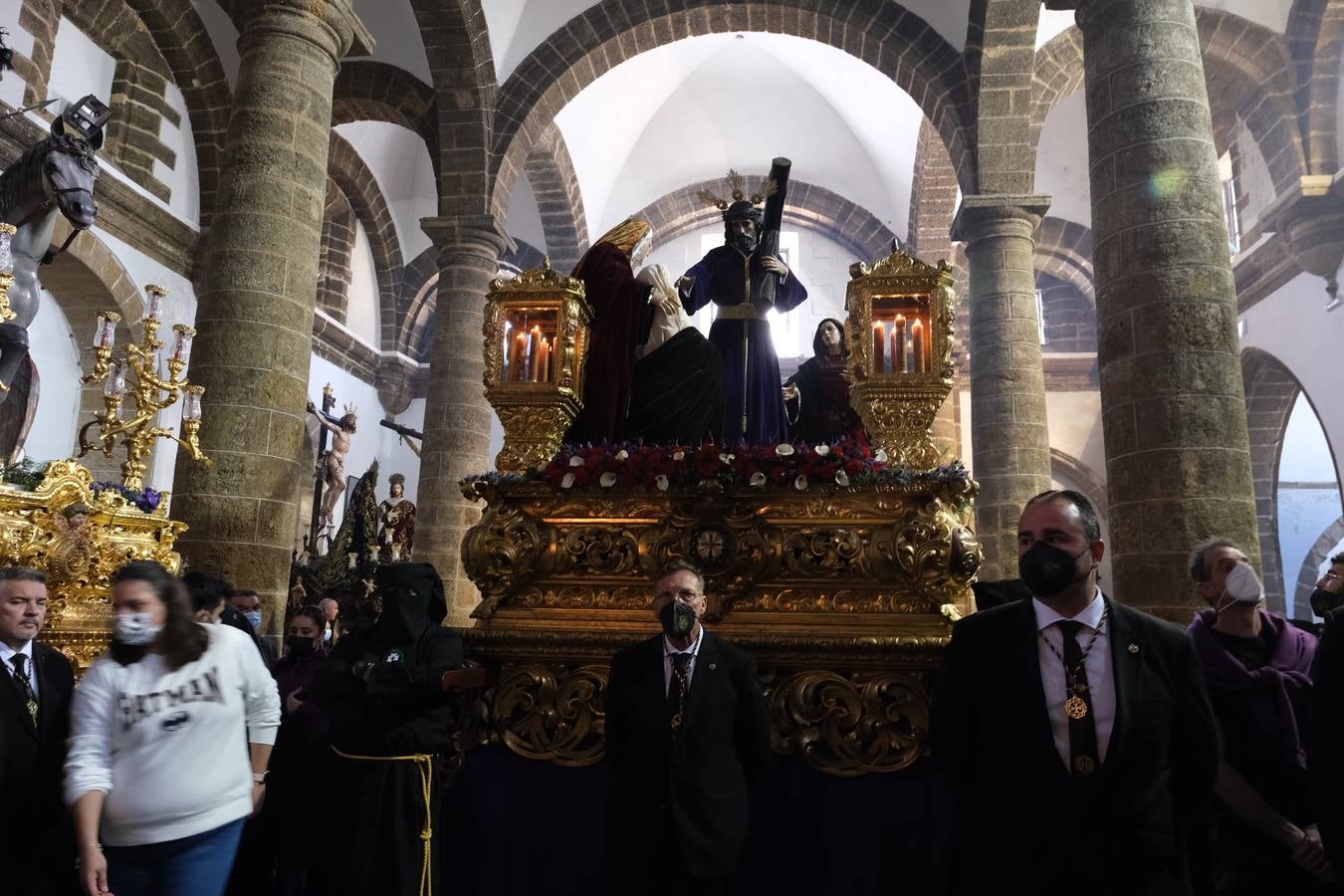 Fotos: Sanidad el Martes Santo en Cádiz