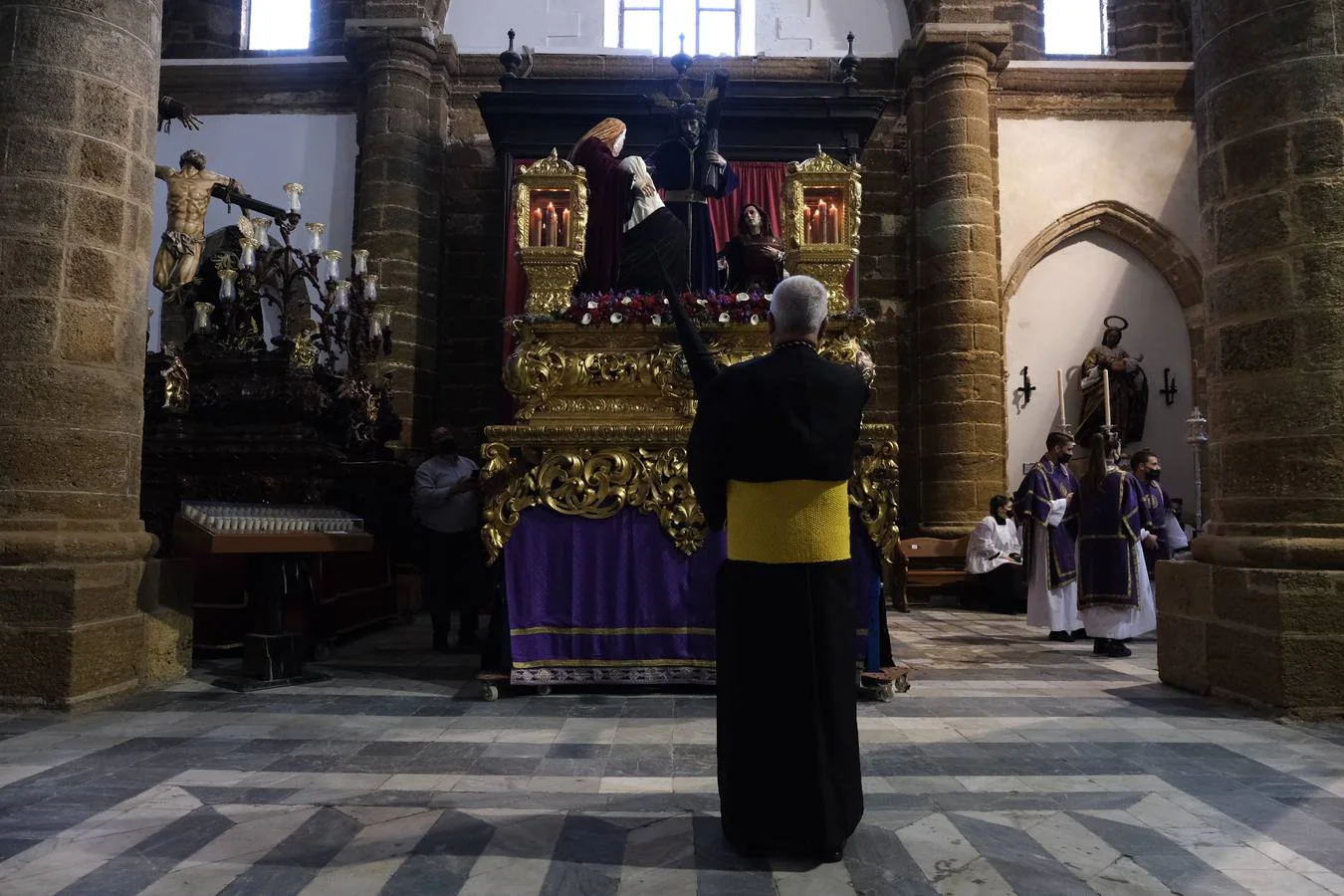 Fotos: Sanidad el Martes Santo en Cádiz