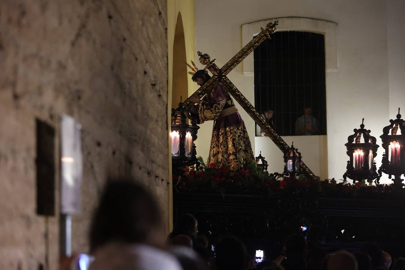 Miércoles Santo | La sublime salida de Pasión en Córdoba, en imágenes