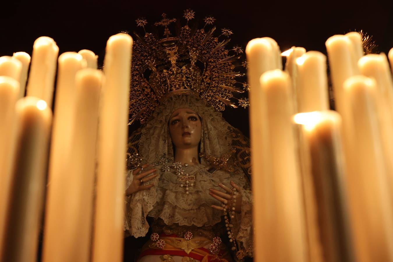 Miércoles Santo | La sublime salida de Pasión en Córdoba, en imágenes