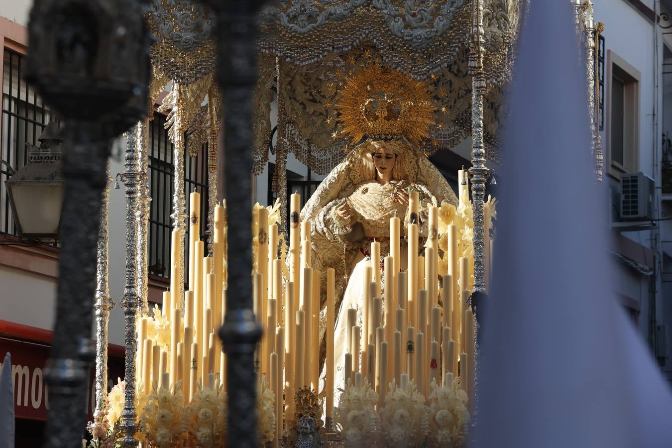 Miércoles Santo | La triunfal procesión de La Paz en Córdoba, en imágenes