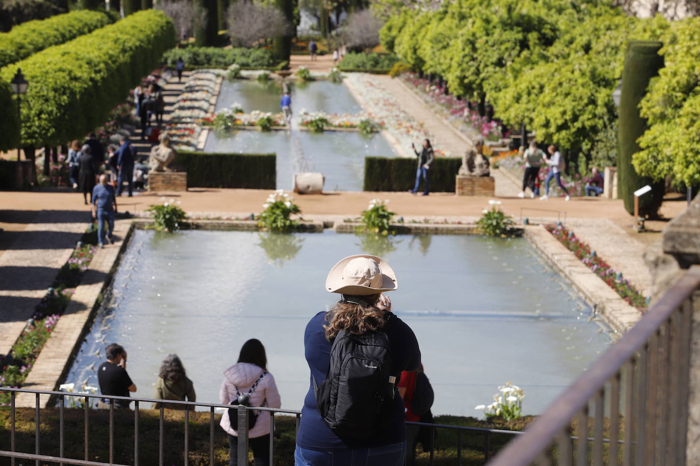 El ambiente turístico el Miércoles Santo en Córdoba, en imágenes