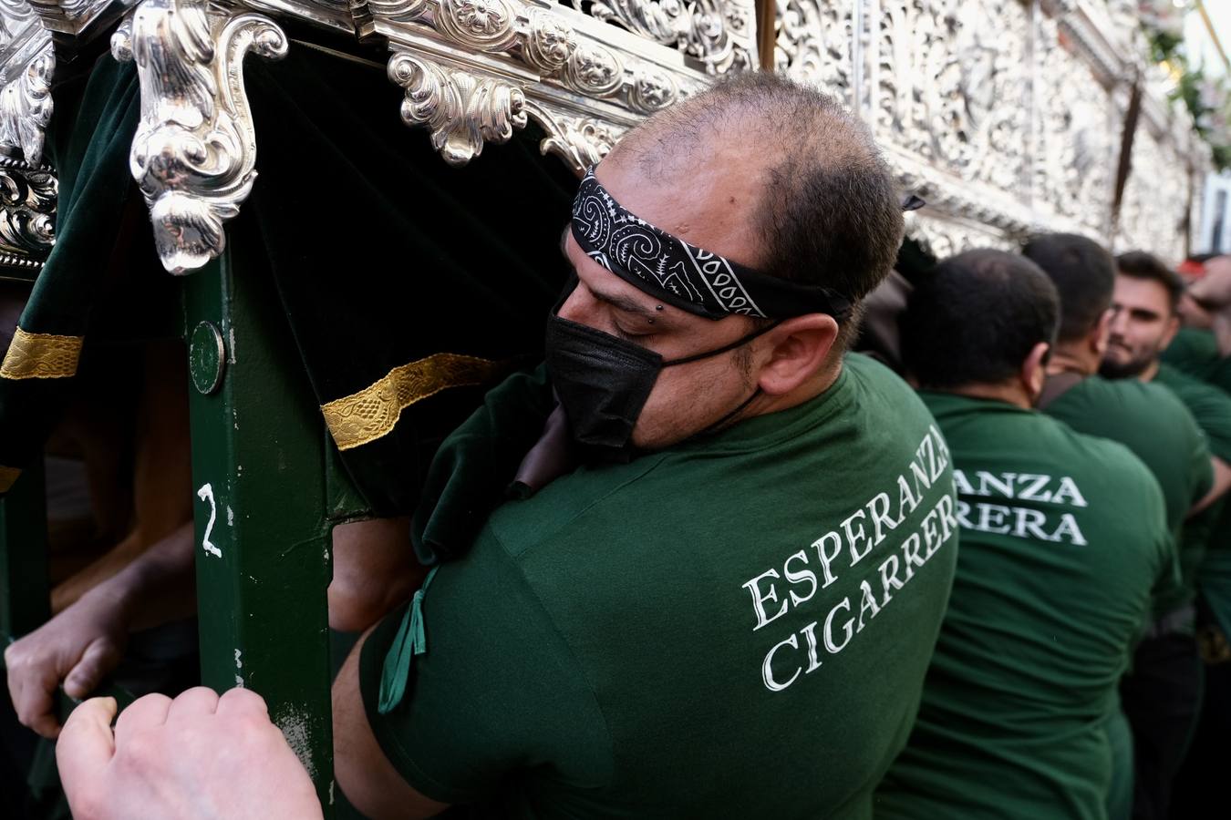 Fotos: Cigarreras, el Miércoles Santo en Cádiz