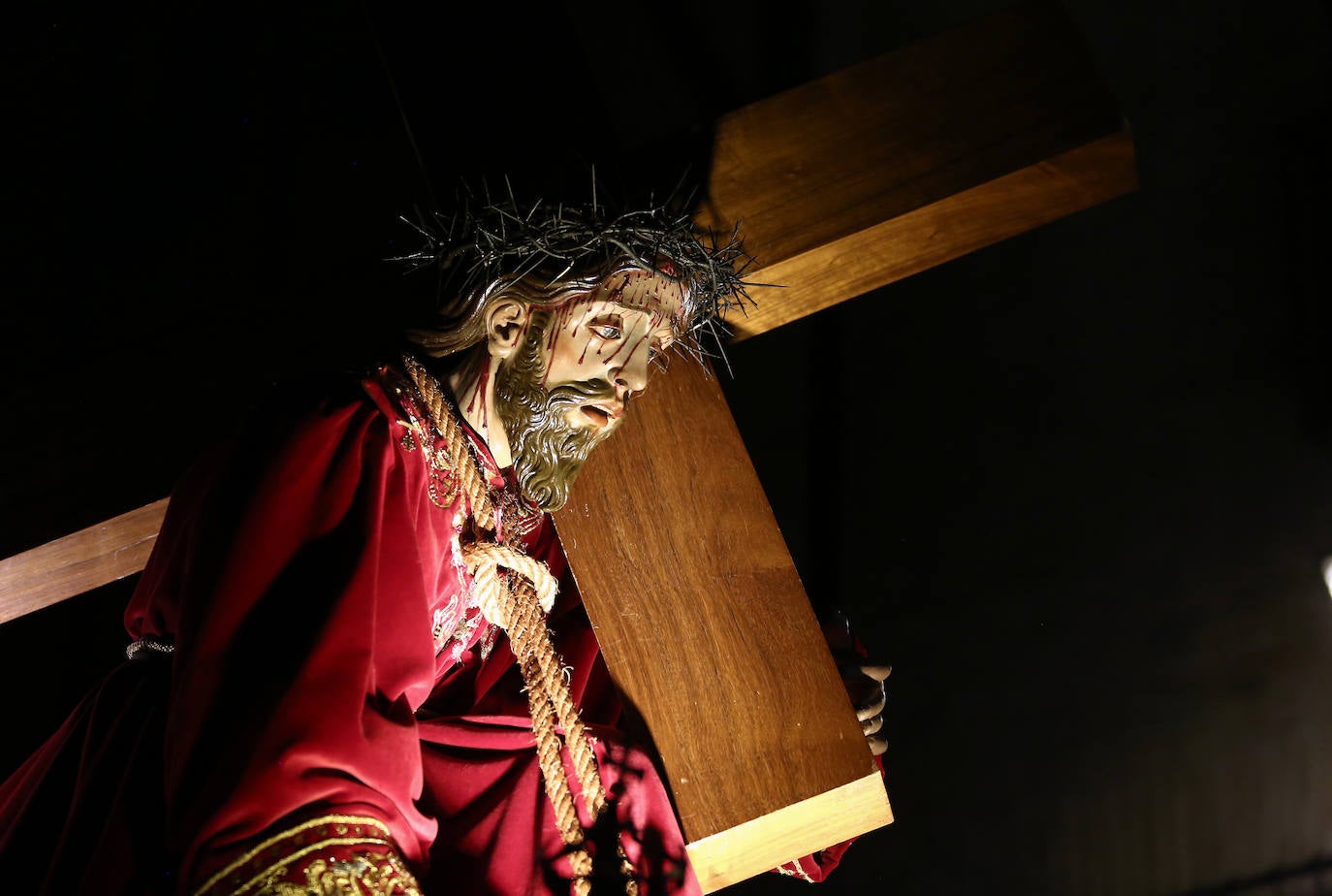 Miércoles Santo en Toledo: procesiones del Cristo de la Humildad y Cristo Redentor