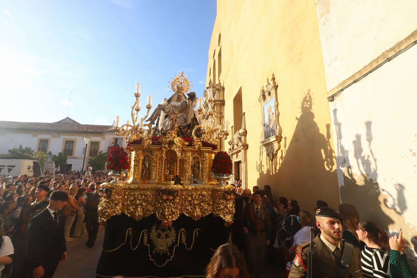 Jueves Santo | El clasicismo de la procesión de las Angustias de Córdoba, en imágenes