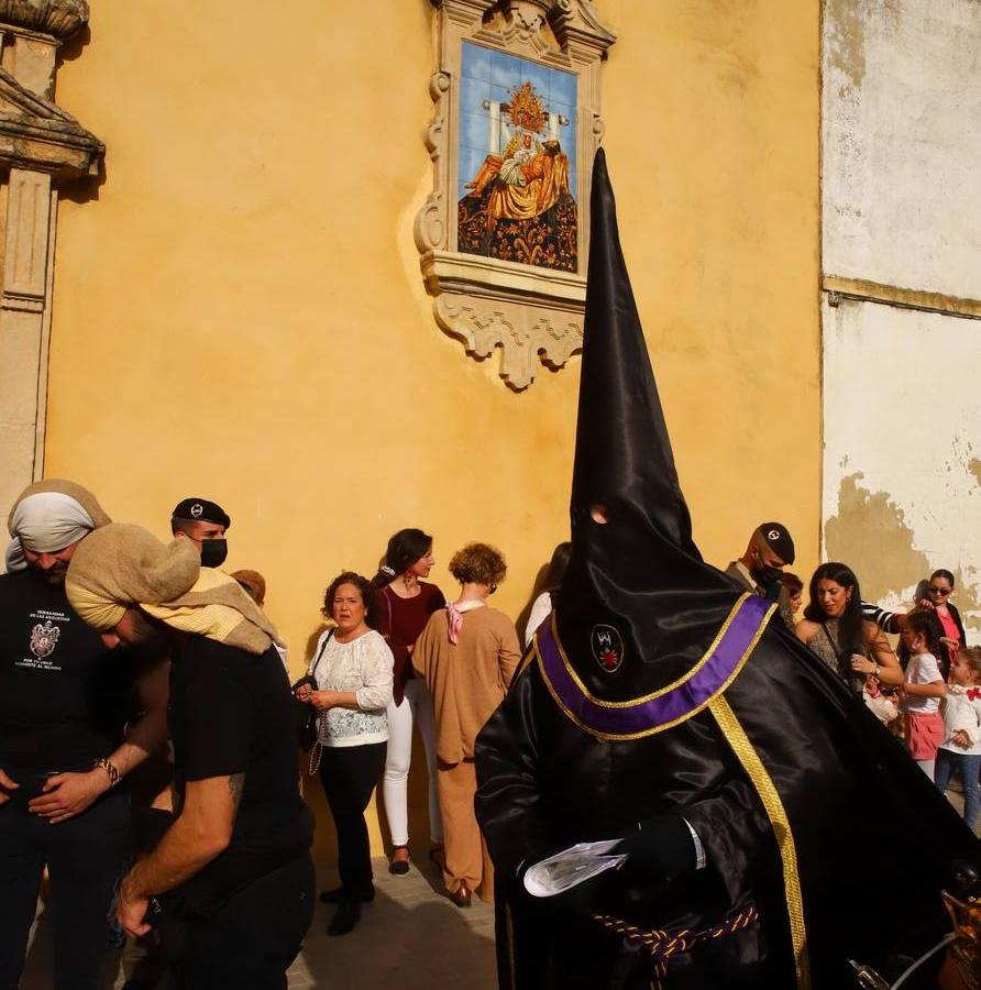 Jueves Santo | El clasicismo de la procesión de las Angustias de Córdoba, en imágenes