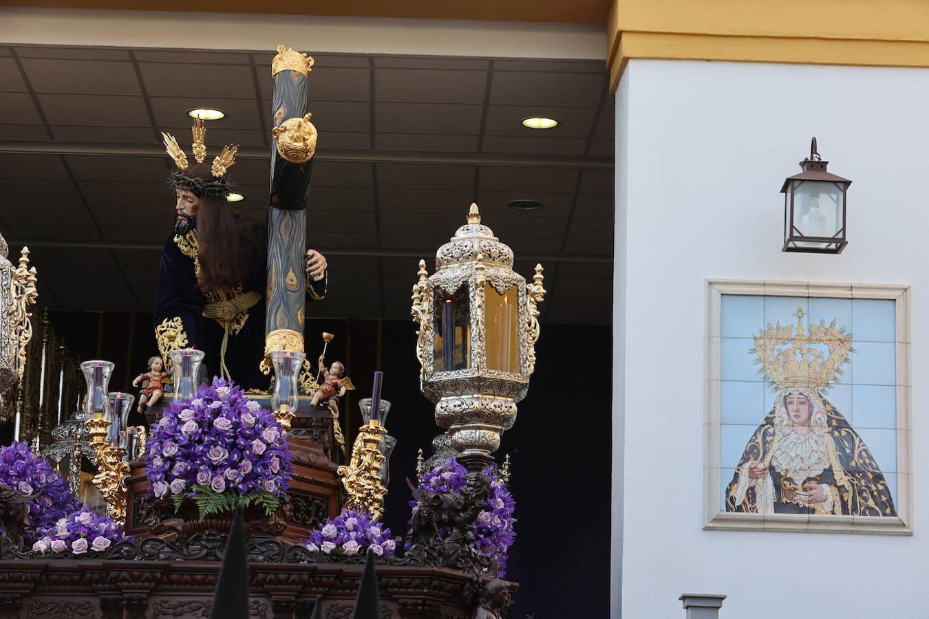 Jueves Santo | La radiante procesión del Caído de Córdoba, en imágenes