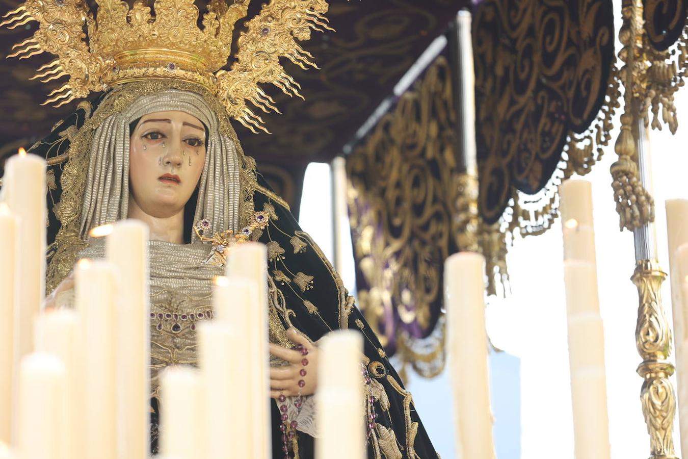 Jueves Santo | La radiante procesión del Caído de Córdoba, en imágenes