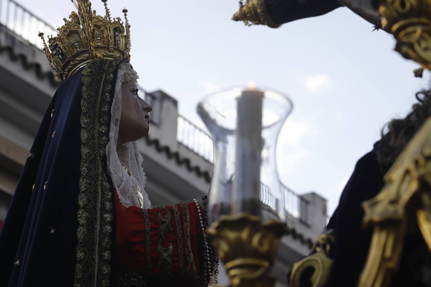 Jueves Santo | La popular procesión del Cristo de Gracia de Córdoba, en imágenes