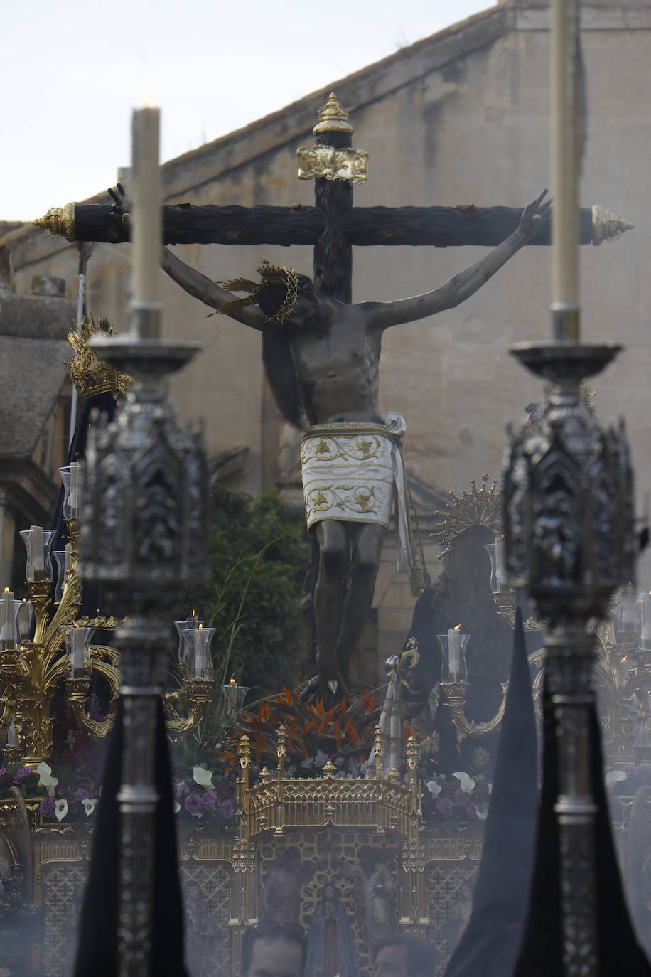 Jueves Santo | La popular procesión del Cristo de Gracia de Córdoba, en imágenes