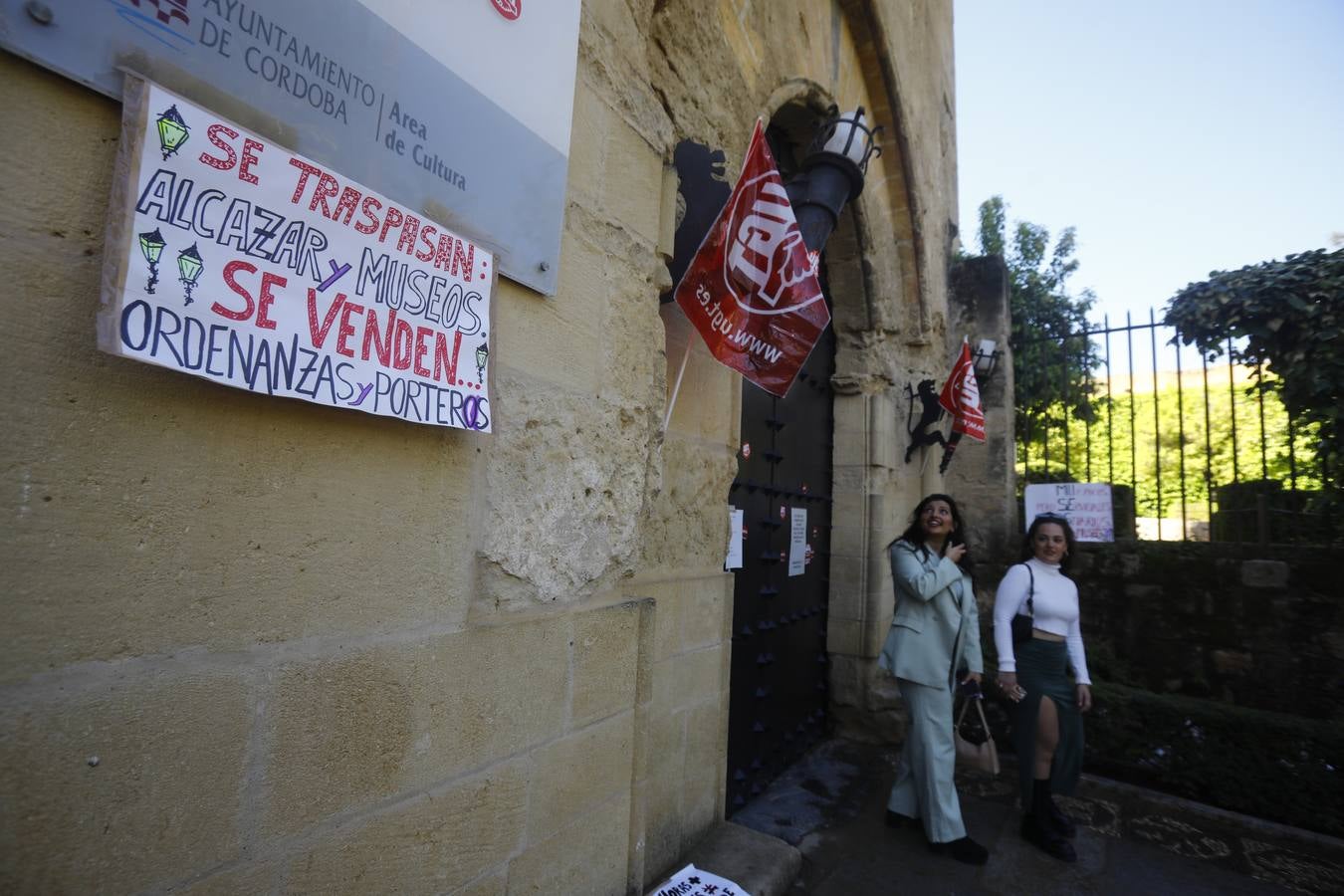 Los museos municipal de Córdoba cerrados por huelga, en imágenes