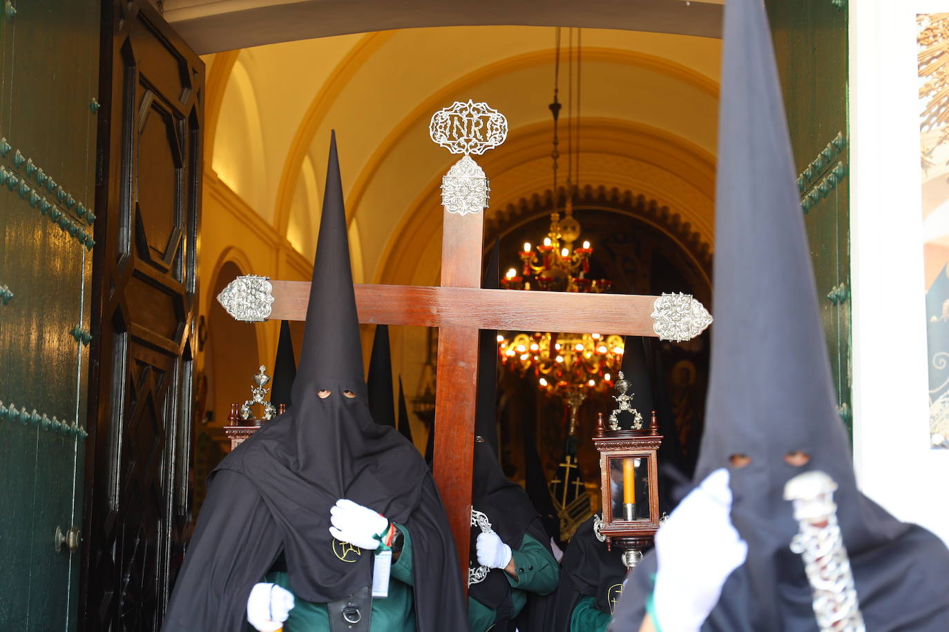 Viernes Santo | La esperada salida de la Conversión de Córdoba, en imágenes