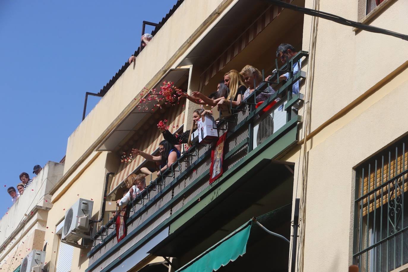 Viernes Santo | La vibrante procesión de la Soledad de Córdoba, en imágenes